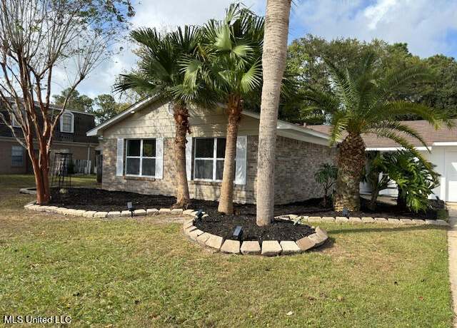 Property at 3221 Nottingham Rd, Ocean Springs, MS 39564, 3 beds, 2 baths