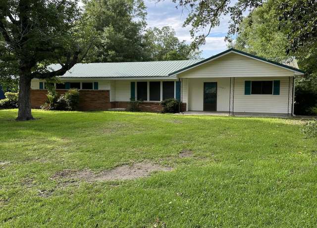 Property at 2907 Ryder Ave, Pascagoula, MS 39567, 4 beds, 2 baths