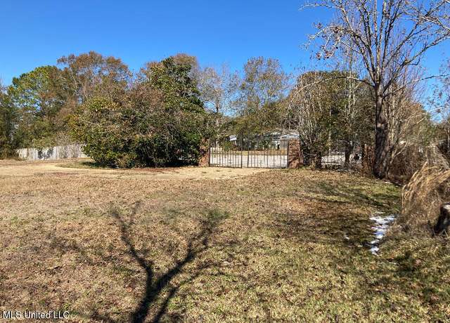 Property at 677-679 Alden Cir, Biloxi, MS 39532