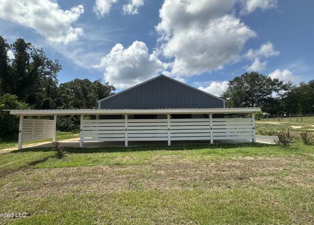Property at 14271 Us 98 Unit A, Lucedale, MS 39452, 2 beds, 1.5 baths