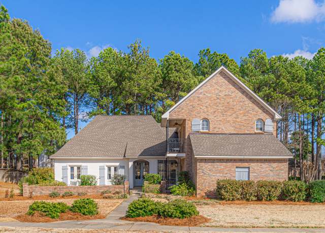 Property at 281 Lake Village Dr, Madison, MS 39110, 4 beds, 3.5 baths