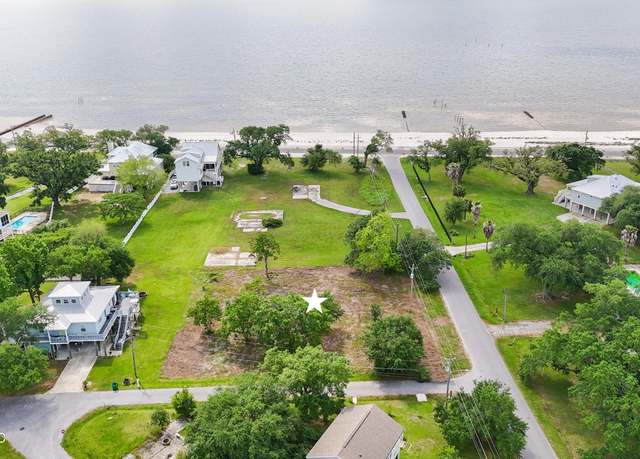 Property at 112 Sears Ave, Waveland, MS 39576