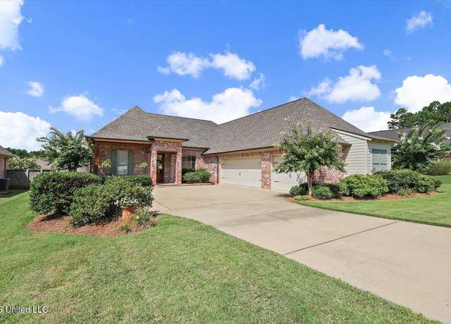 Property at 109 Claiborne St, Madison, MS 39110, 4 beds, 3 baths