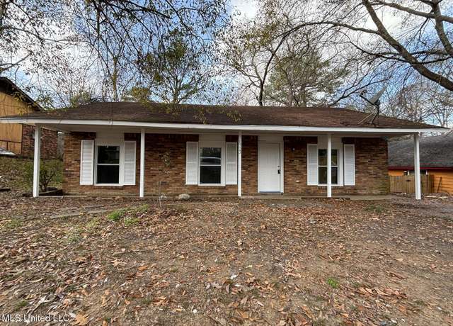 Property at 1723 Casteel Dr, Jackson, MS 39204, 3 beds, 1 bath