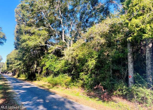Property at 24 Nelson Rd, Poplarville, MS 39470