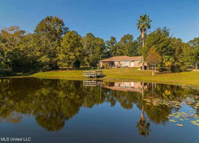 Property at 26193 Elmer Ladner Rd, Pass Christian, MS 39571, 3 beds, 2 baths