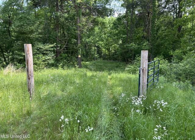 Property at 4315 N Crockett Rd, Sarah, MS 38665