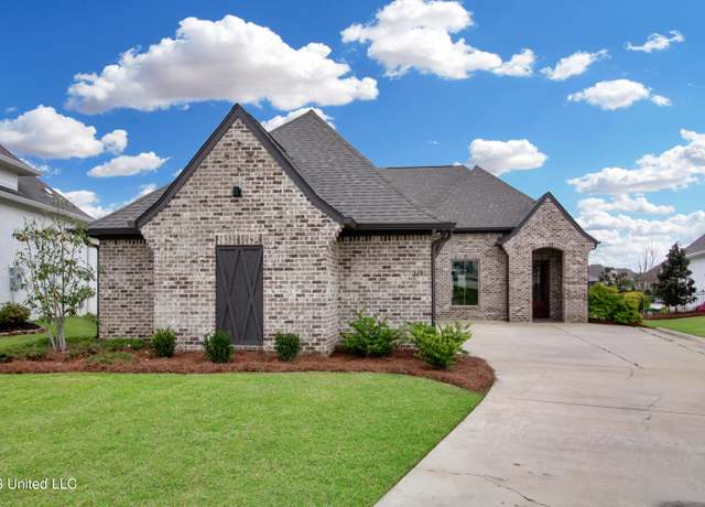 Property at 119 Shore View Dr, Madison, MS 39110, 3 beds, 2.5 baths