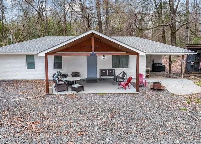 Property at 708 E Wayside Rd, Woodville, MS 39669