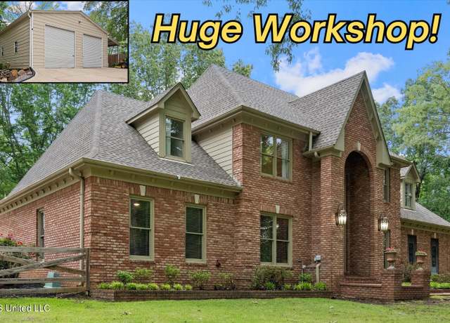 Property at 6880 Autumn Oaks Dr, Olive Branch, MS 38654, 5 beds, 3.5 baths