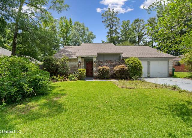 Property at 6944 Apona St, Diamondhead, MS 39525, 3 beds, 2 baths