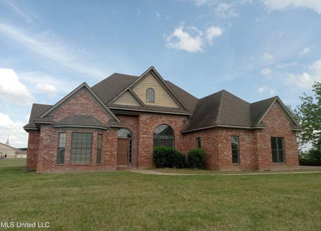 Property at 38 3rd St, Cleveland, MS 38732, 3 beds, 2.5 baths