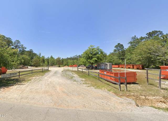 Property at 17056 Kapalama Dr, Pass Christian, MS 39571