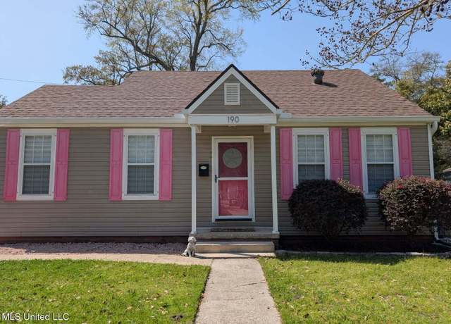 Property at 190 Keesler Cir, Biloxi, MS 39530, 2 beds, 2 baths