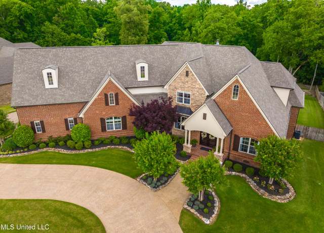 Property at 1800 Notting Hill Dr, Hernando, MS 38632, 5 beds, 4.5 baths