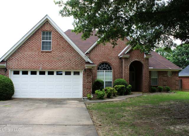 Property at 3454 W Houglass Dr, Hernando, MS 38632, 2 beds, 2 baths