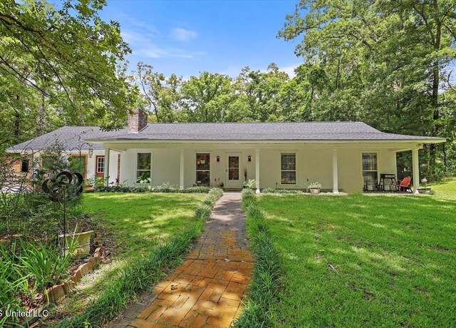 Property at 162 S Eagle Ridge Dr, Florence, MS 39073, 4 beds, 2 baths