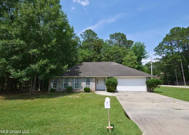 Property at 846 Kimo Ct, Diamondhead, MS 39525, 3 beds, 2 baths