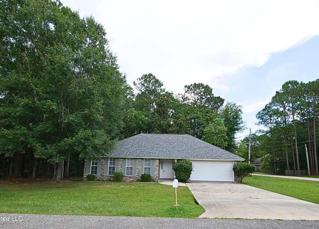 Property at 846 Kimo Ct, Diamondhead, MS 39525, 3 beds, 2 baths