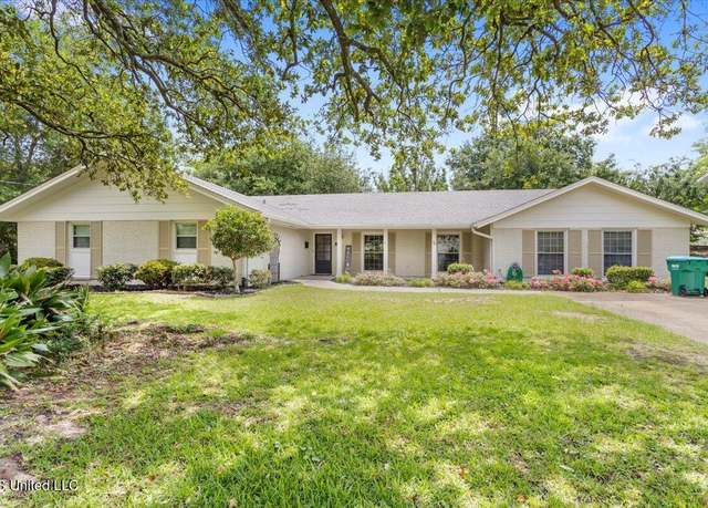 Property at 78 Bayou Cir, Gulfport, MS 39507, 4 beds, 2.5 baths
