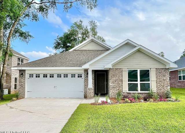 Property at 14038 Oak Arbor Dr, Gulfport, MS 39503, 3 beds, 2 baths