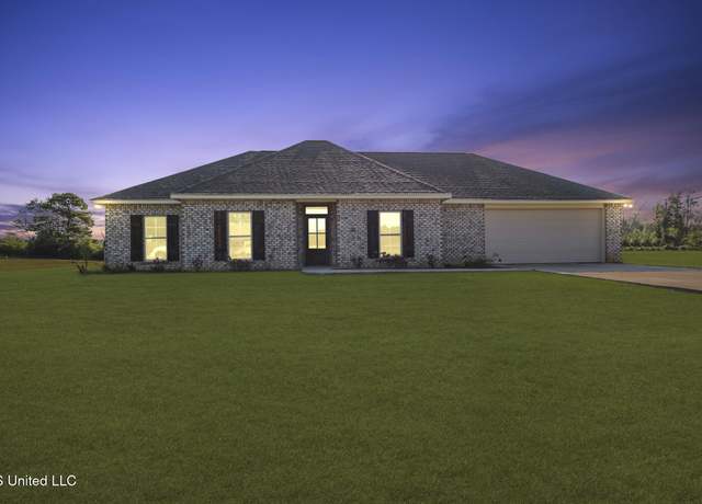 Property at 1048 Driftwood Rd, Summit, MS 39666, 4 beds, 2 baths