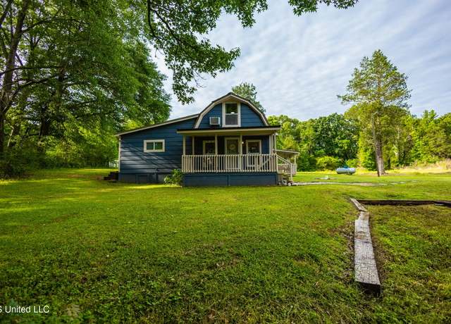 Property at 126 Cedar Oaks Cir, Byhalia, MS 38611, 2 beds, 1 bath