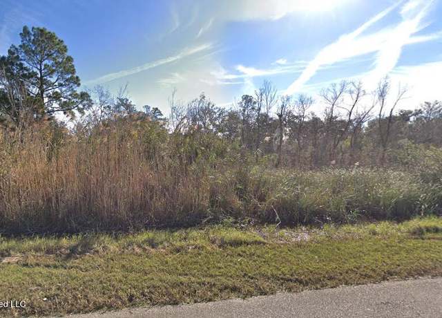Property at 01 Riverside Dr, Pearlington, MS 39572