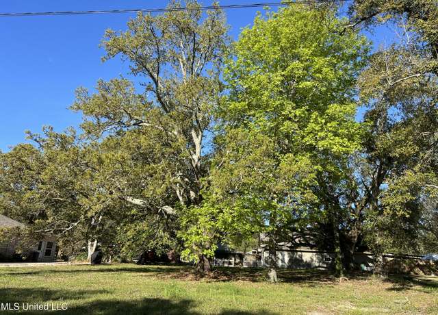 Property at 127 Elva Dr, Pass Christian, MS 39571