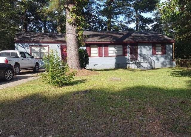 Property at 2590 Mcdowell Cir, Jackson, MS 39204, 3 beds, 1 bath