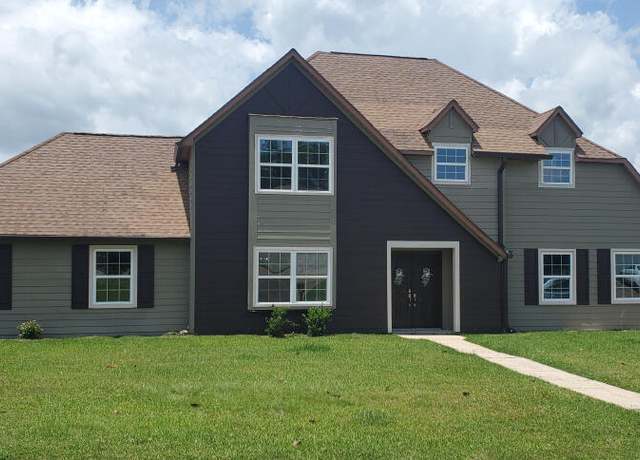 Property at 8 Katherine Pl, Gulfport, MS 39503, 3 beds, 2.5 baths