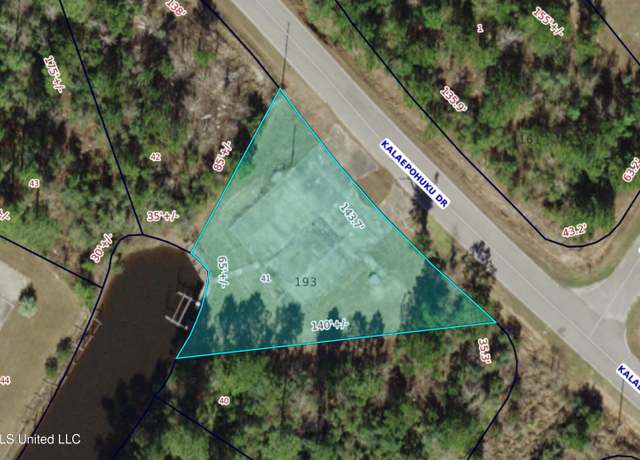 Property at 137 Kalaepohuku Dr, Diamondhead, MS 39525