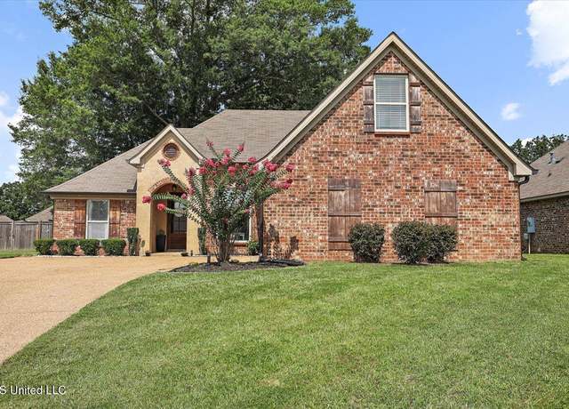 Property at 125 Woodridge Dr, Pearl, MS 39208, 3 beds, 2 baths
