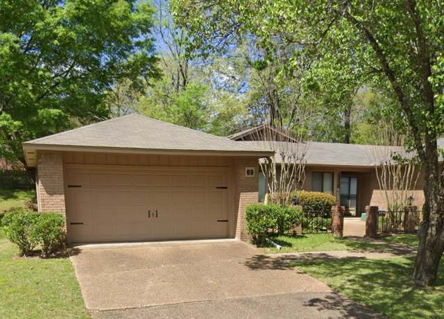 Property at 69 Shore Dr, Clinton, MS 39056, 2 beds, 2 baths