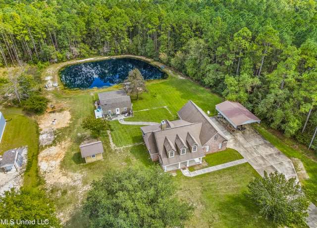 Property at 12412 Fox Forest Dr, Gulfport, MS 39503, 3 beds, 2 baths