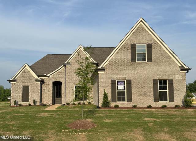 Property at 728 Lucas Ln, Hernando, MS 38632, 4 beds, 3 baths
