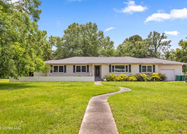Property at 201 47th St, Gulfport, MS 39507, 4 beds, 2.5 baths