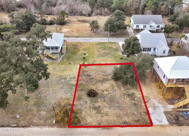 Property at 129 Beachview Dr, Pass Christian, MS 39571