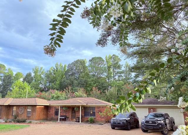 Property at 609 N Rutherford Dr, Kilmichael, MS 39747, 3 beds, 3 baths
