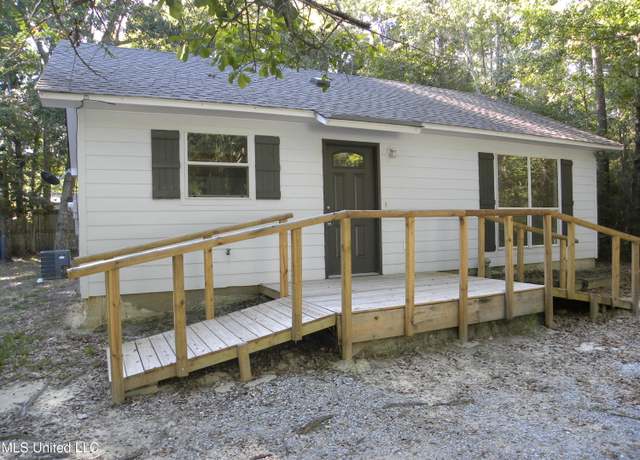 Property at 2625 N 16th St, Ocean Springs, MS 39564, 2 beds, 2 baths