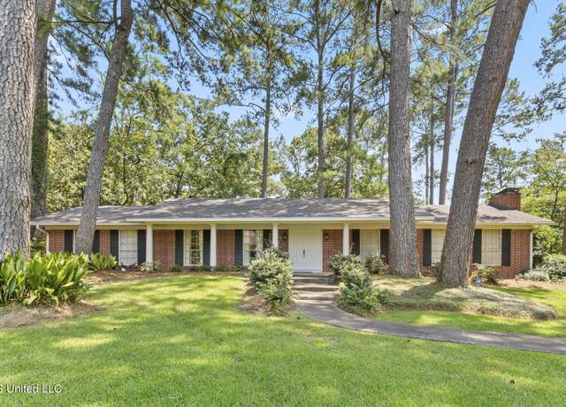 Property at 4606 Nottingham Rd, Jackson, MS 39211, 4 beds, 2 baths