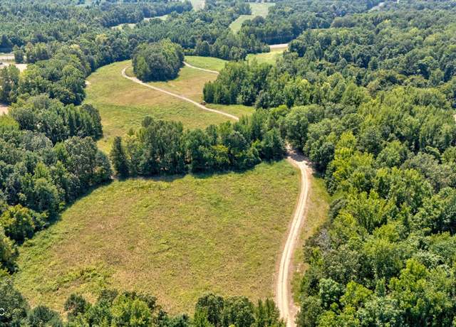 Property at 6 Church Rd, Walls, MS 38680
