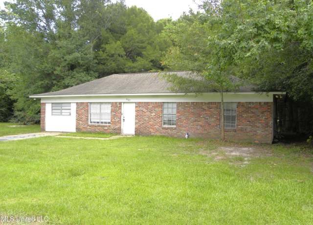 Property at 3307 Johnson Dr, Gulfport, MS 39501, 4 beds, 2 baths