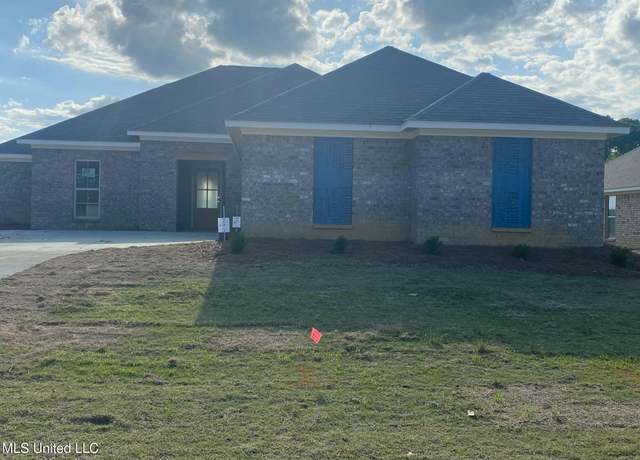 Property at 133 Madisonville Dr, Canton, MS 39046, 3 beds, 2 baths