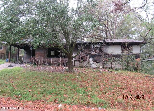 Property at 2701 Revere St, Jackson, MS 39212