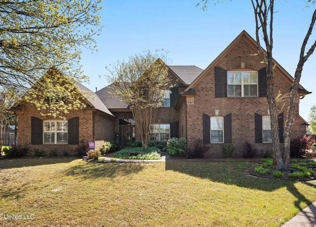 Property at 4981 Waterstone Cv, Olive Branch, MS 38654, 5 beds, 3 baths