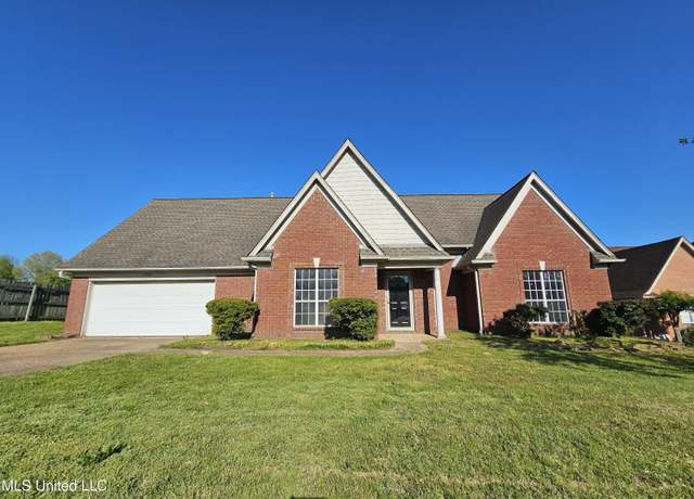 Property at 5746 Eagleston Dr, Olive Branch, MS 38654, 4 beds, 2.5 baths