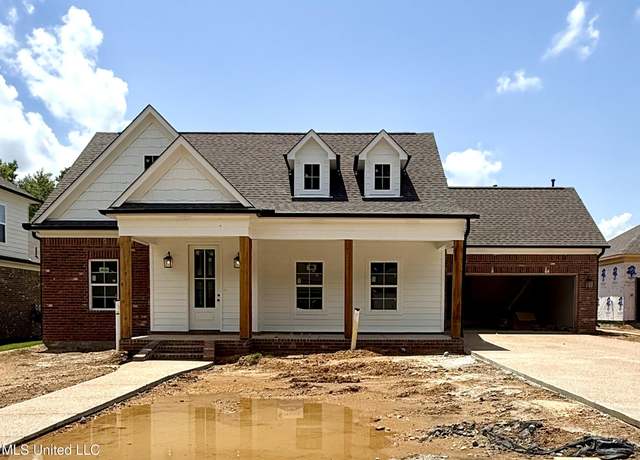 Property at 1347 Creekside Ln, Hernando, MS 38632, 4 beds, 3 baths