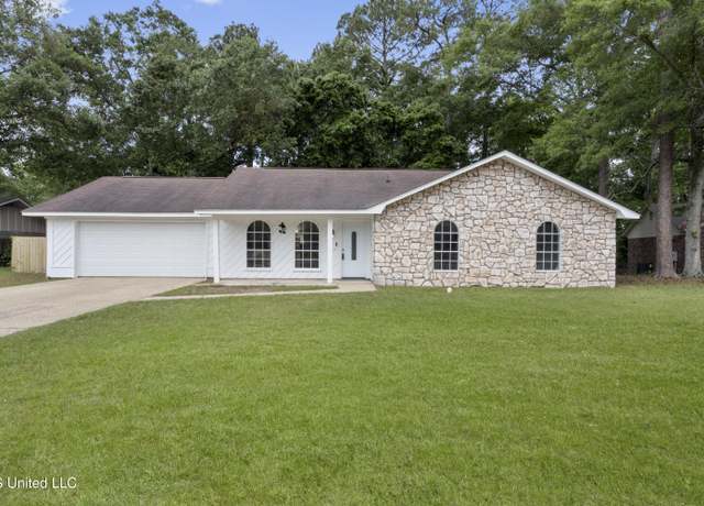 Property at 3411 Queen Elizabeth Dr, Ocean Springs, MS 39564, 4 beds, 2 baths