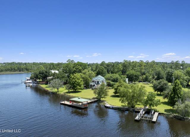 Property at 1099 Campbell Dr, Biloxi, MS 39532, 3 beds, 2 baths